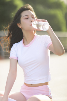 日本女同伦理片